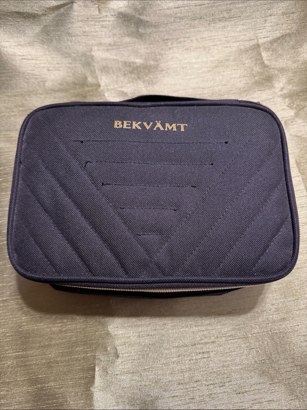Quilted Navy Travel jewelry case